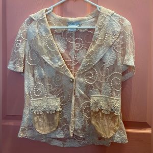 Adorable Vintage Blouse